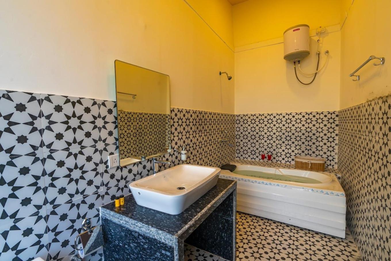 Amazonika Boutique Resort Arpora Eksteriør billede